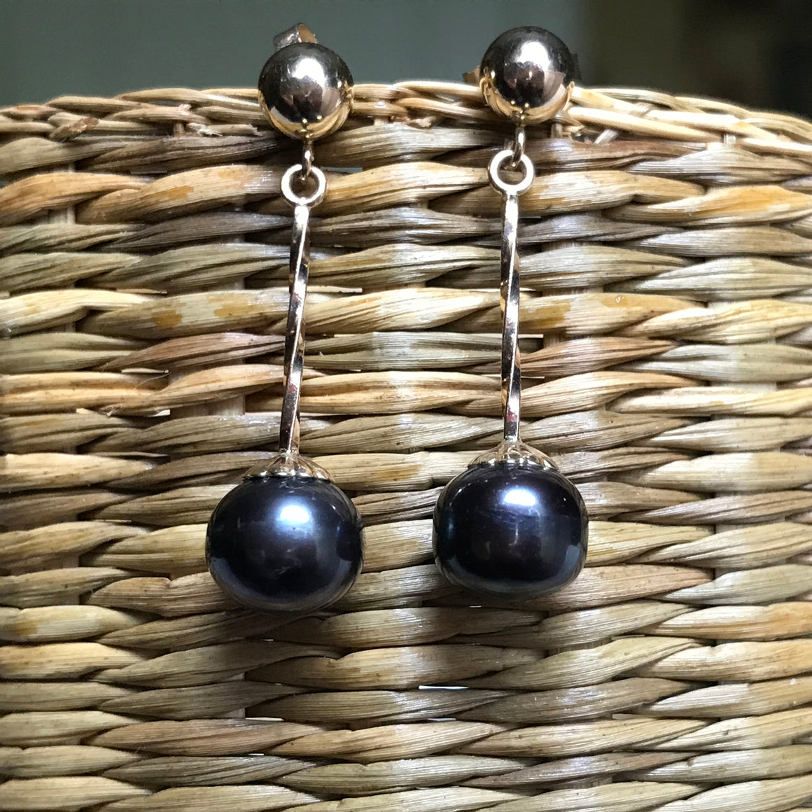 Freshwater Pearl Earrings